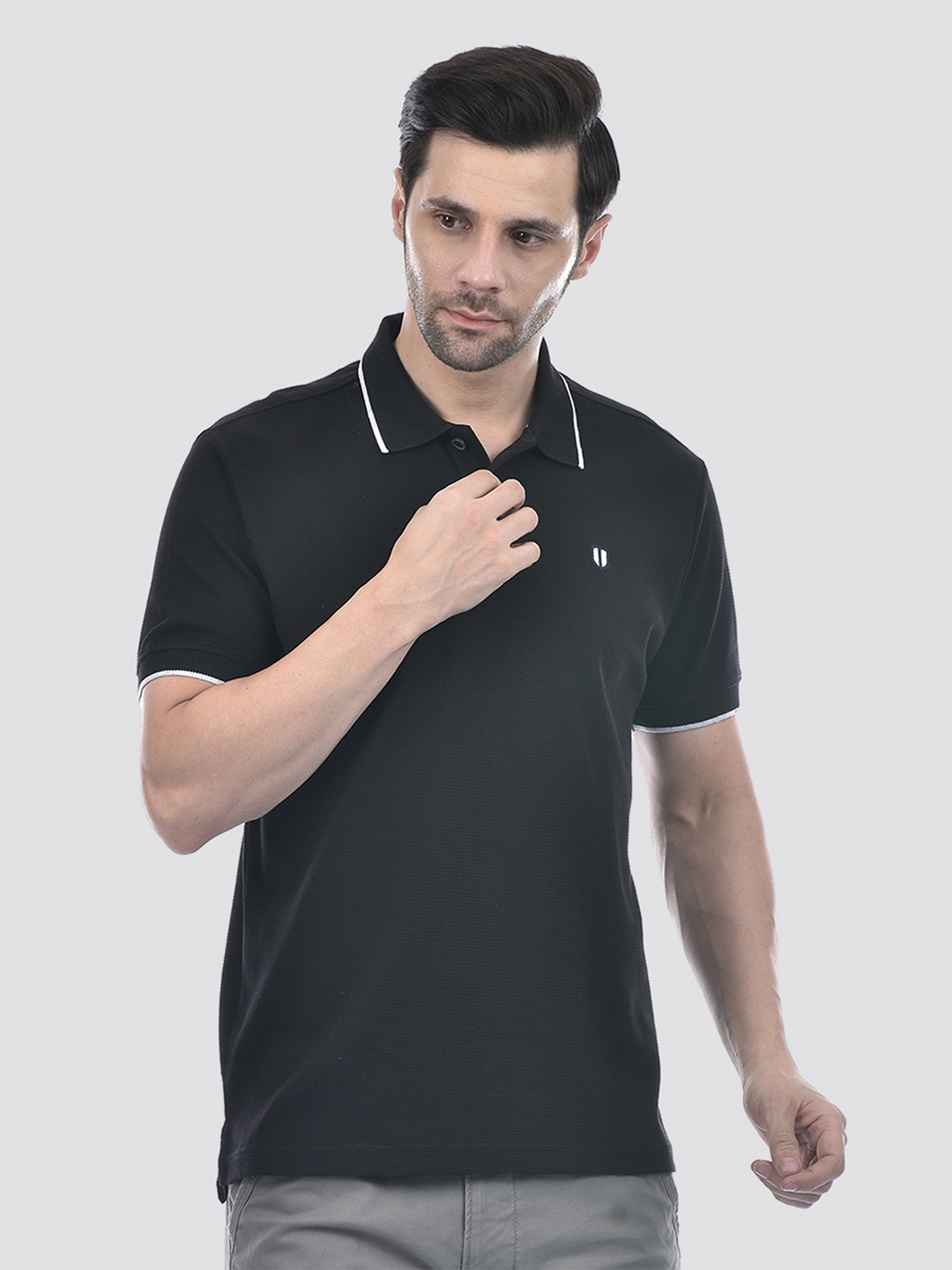 Numero Uno Men Solid Black T-Shirt